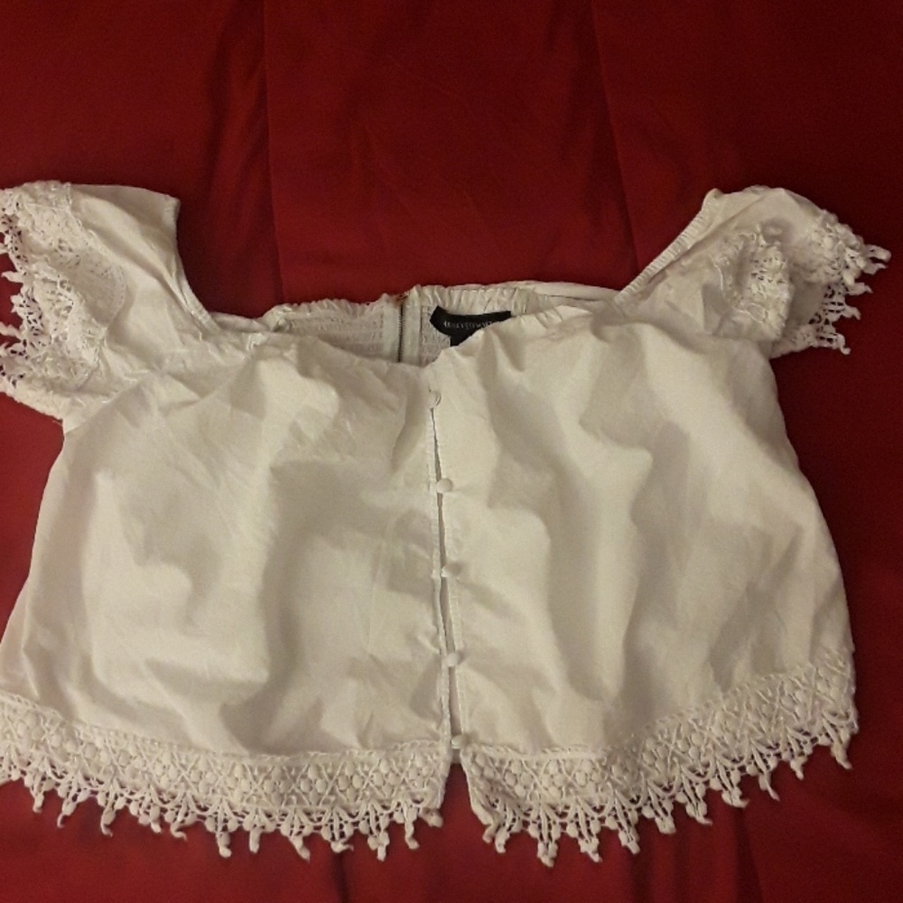 Ashley Stewart  peasant crop blouse